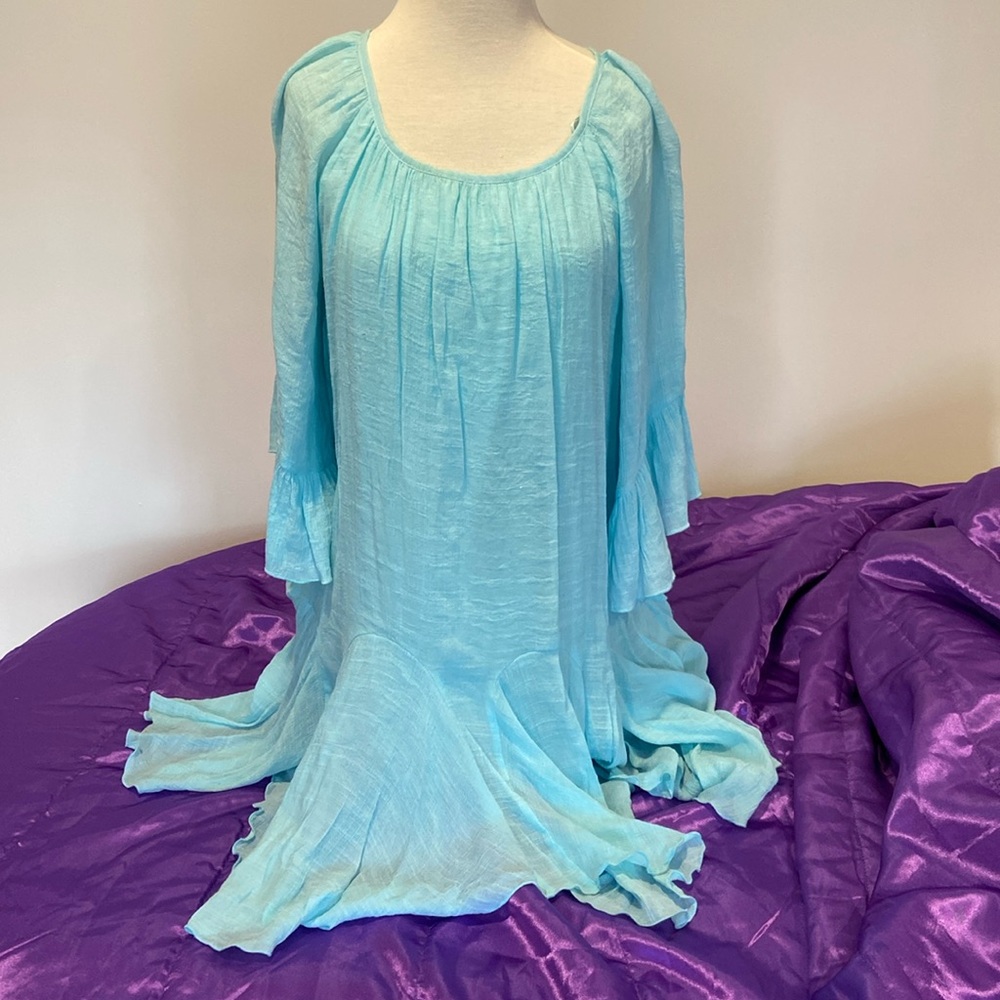 NWOT—Alter’d state blouse